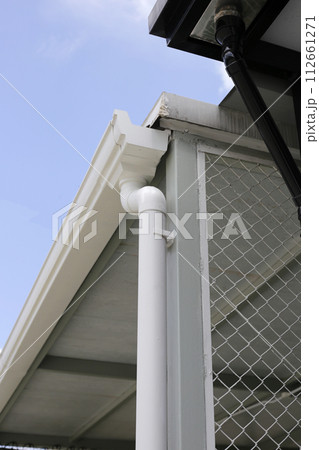 House rain gutter, Pipeline system. 112661271