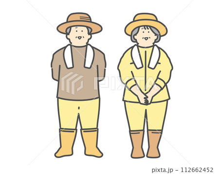 農家で働く笑顔な高齢夫婦　 112662452