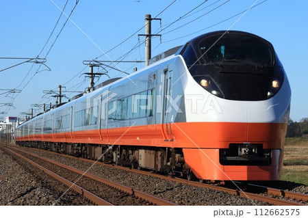 特急ひたち・ときわ　E657系・オレンジ（オレンジパーシモン） 112662575