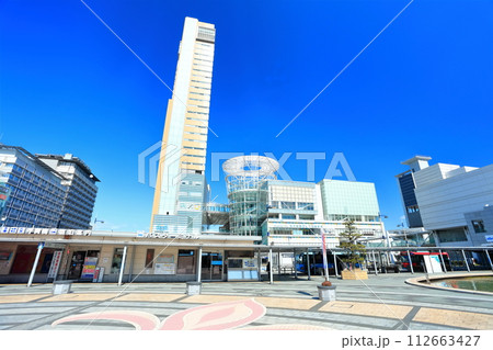 【香川県】 晴天のサンポート高松 112663427