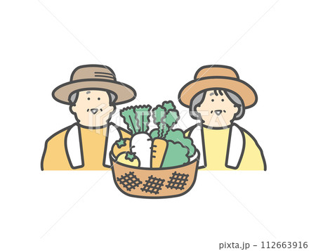 農家で働く笑顔な高齢夫婦　野菜　収穫 112663916