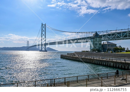 【兵庫・神戸】明石海峡大橋のふもとにある舞子公園、ダイナミックな橋や歴史ある建造物がありました。 【兵庫・神戸】明石海峡大橋のふもとにある舞子公園、ダイナミックな橋や歴史ある建造物がありました。 112666755