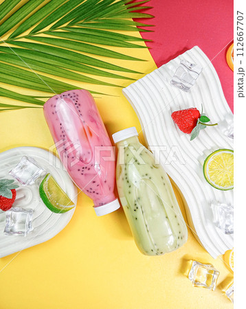 Fresh drinks 112667707