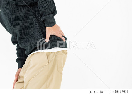 男性 腰痛 男性 腰痛 112667901