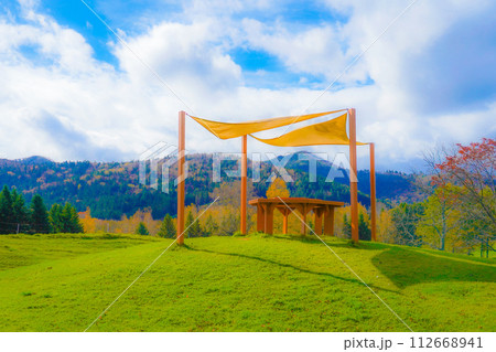 秋の日の風景 秋の日の風景 112668941