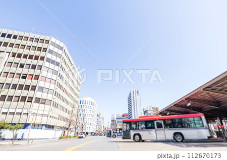 3月末に廃止される頭端式のバスターミナル (新潟駅万代口) 112670173