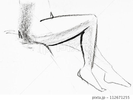 sketch of legs of sitting female nude model 112671255