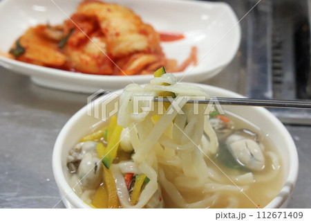 Korea food. chopped noodles Seafood kalguksu Korea food. chopped noodles Seafood kalguksu 112671409