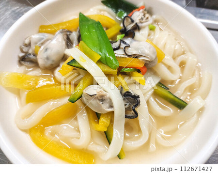 Korea food. chopped noodles Seafood kalguksu Korea food. chopped noodles Seafood kalguksu 112671427