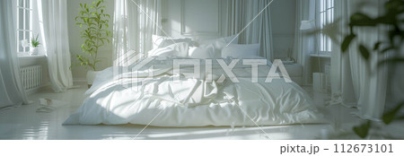 The messy bedroom interior has not yet been neatly arranged. The messy bedroom interior has not yet been neatly arranged. 112673101