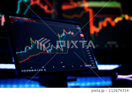 The business plan at the meeting and analyze financial . The business plan at the meeting and analyze financial . 112674354