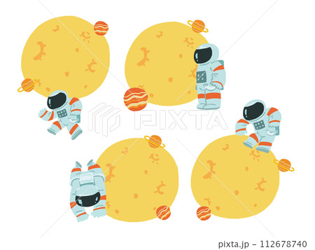 宇宙服を着た人と月と惑星のポップなフレームイラストセット	 112678740