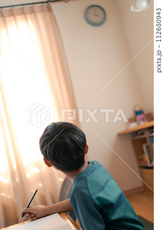 9 years old 112680943