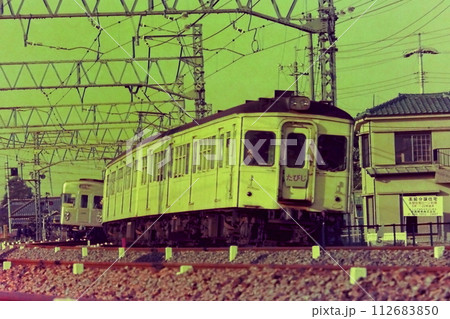 東武鉄道・7800系「たびじ」、緩行線の営団地下鉄日比谷線の3000系、1977年10月20日 112683850