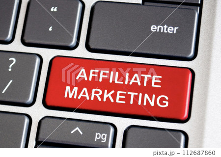 Affiliate marketing text on red keyboard. Making money online concept 112687860