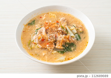 Sukiyaki Soup with Pork in Thai Style 112689089