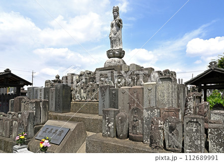 見沼田圃・三界萬霊　曹洞宗 万年寺　 112689991