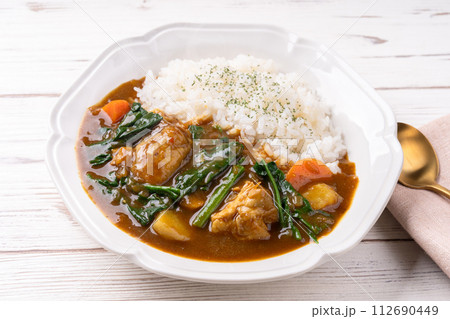 ほうれん草カレー 112690449