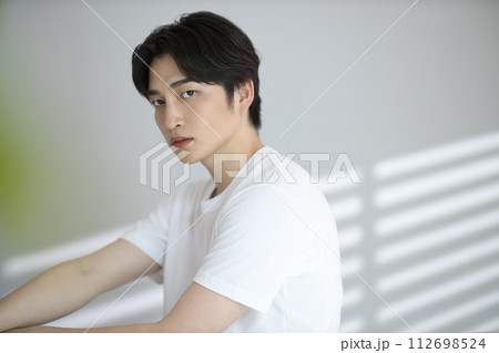 20代男性のビューティー 20代男性のビューティー 112698524