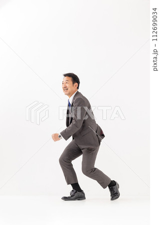 ビジネスマン ジャンプ ビジネスマン ジャンプ 112699034