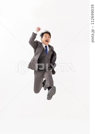 ビジネスマン ジャンプ ビジネスマン ジャンプ 112699039