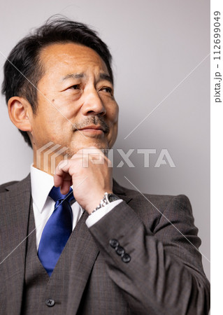 ビジネス　男性　 112699049