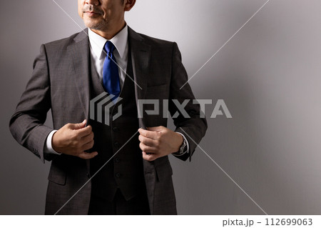 ビジネス　男性　 112699063