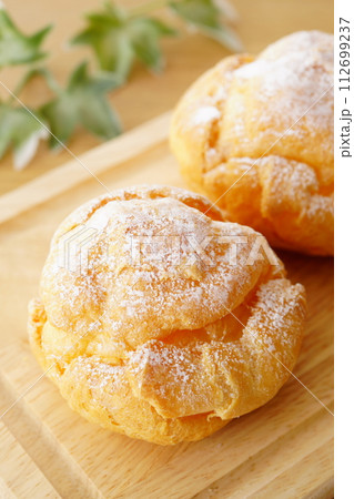 シュークリーム 112699237