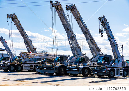 建設機械ラフタークレーン 112702256