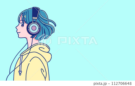 ヘッドホンで音楽を聴く女の子 112706648
