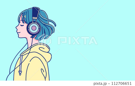 ヘッドホンで音楽を聴く女の子 ヘッドホンで音楽を聴く女の子 112706651