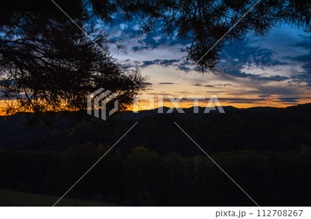 A minute before sunrise 112708267