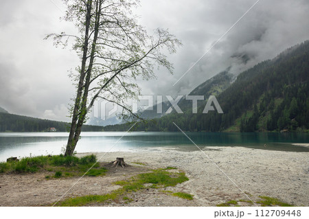 Lago Anterselva in the Dolomites 112709448