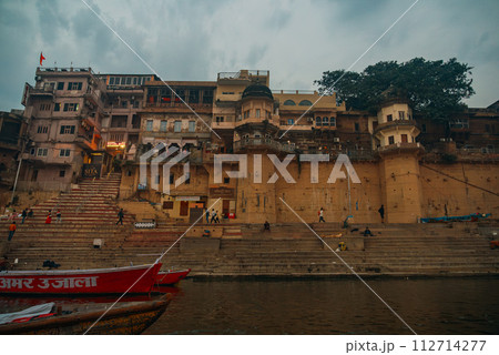 インド、バラナシの風景 インド、バラナシの風景 112714277