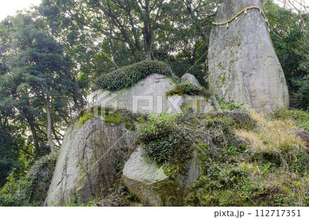 神籠石(ひもろぎいし)3 神籠石(ひもろぎいし)3 112717351