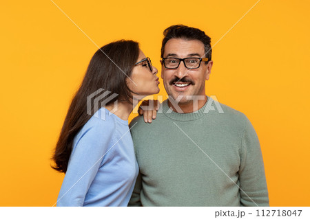 Glad senior caucasian man in glasses kiss in chick woman 112718047