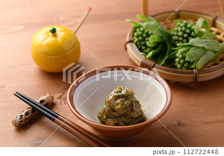 早春の食材 ふきのとう味噌 (ふきみそ)ふきのとう 早春の食材 ふきのとう味噌 (ふきみそ)ふきのとう 112722448