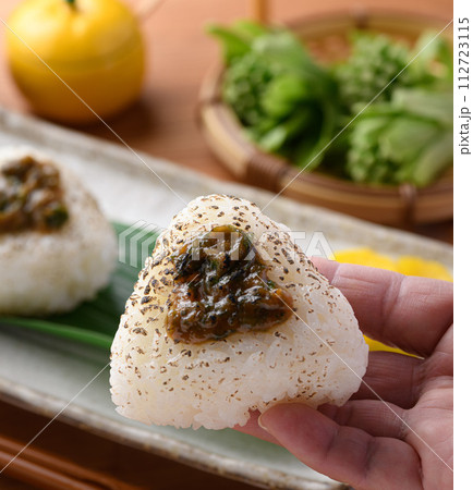 ふきのとう味噌 焼きおにぎり 早春の食材 ふきのとう味噌 ( オニギリ )  112723115