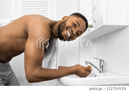 Morning hygiene concept Morning hygiene concept 112724519