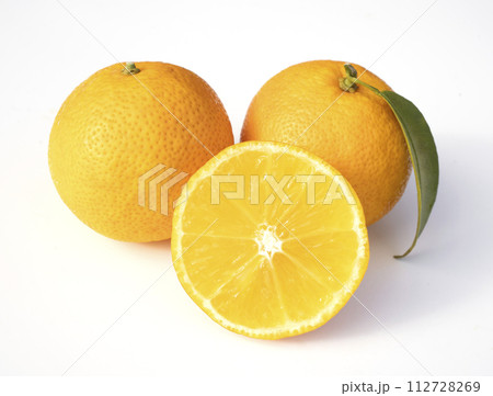 黄色いスダチ 112728269