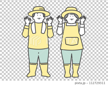 農家で働く笑顔な高齢夫婦 OKポーズ 農家で働く笑顔な高齢夫婦 OKポーズ 112729311