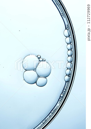 A close-up photo of water droplets that can be used in science, medicine, ingredients, and beauty designs. A close-up photo of water droplets that can be used in science, medicine, ingredients, and beauty designs. 112729969