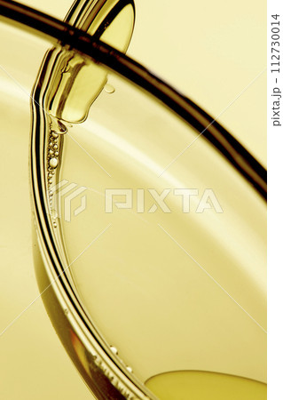 A close-up photo of water droplets that can be used in science, medicine, ingredients, and beauty designs. 112730014