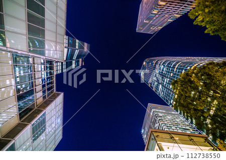 日本の東京都市景観 本日開業の虎ノ門ヒルズステーションタワー(虎ノ門ヒルズ駅)=中央左=などを望む 日本の東京都市景観 本日開業の虎ノ門ヒルズステーションタワー(虎ノ門ヒルズ駅)=中央左=などを望む 112738550