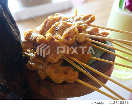 Grilled pork on skewers, Thai style street food 112738888