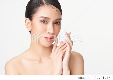 Beautiful young asian woman with clean fresh skin on white background, Face care, Facial treatment, Cosmetology, beauty and spa, Asian women portrait. 112741917
