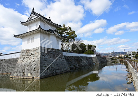 赤穂城の大手隅櫓と水堀 赤穂城の大手隅櫓と水堀 112742462