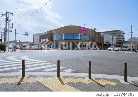 そよら横浜高田と交差点 112744508