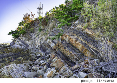 川之江 余木崎海岸 和泉層波蝕奇岩群 愛媛県四国中央市 川之江 余木崎海岸 和泉層波蝕奇岩群 愛媛県四国中央市 112753648