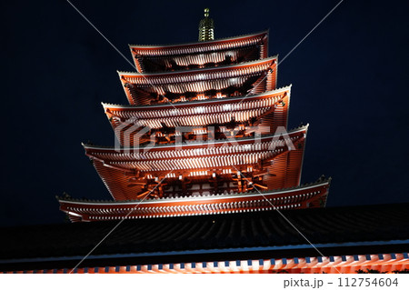 日本 東京 浅草 浅草寺 五重塔 112754604